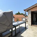 Mirela 2145