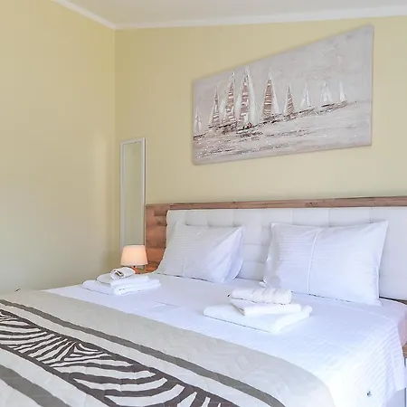 Apartman Mirela 2145 *