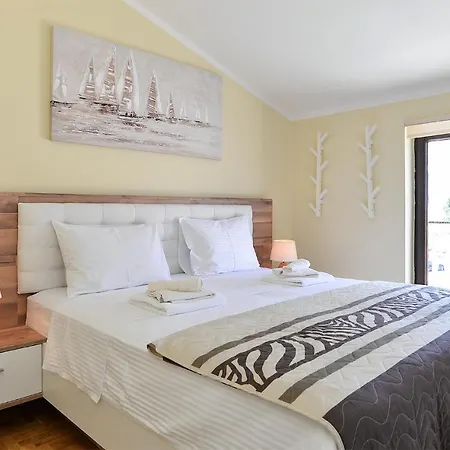 Apartman Mirela 2145 Fažana