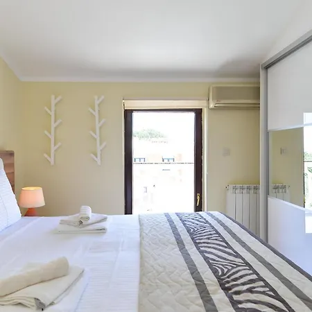 Mirela 2145 Apartment *