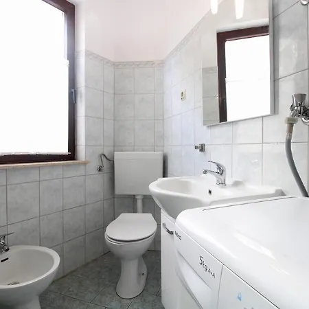 Apartamento Mirela 2145 Fažana