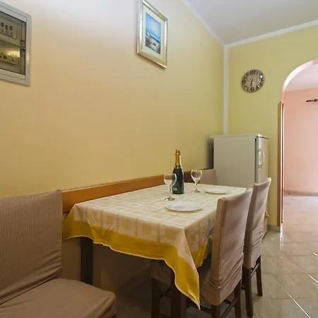 Apartamento Mirela 2145 *