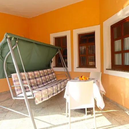 Mirela 2145 Apartment Fažana