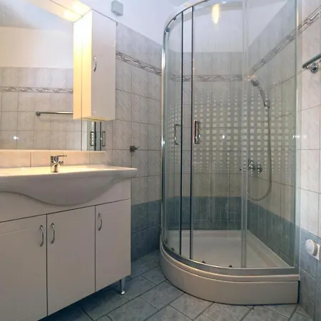 Apartamento Mirela 2145 *